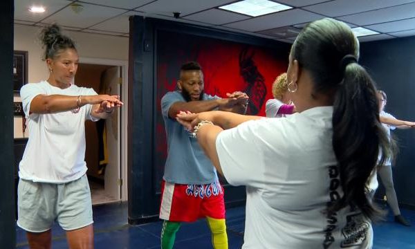 ufc self defense CNN DMID1 67ai7fk7y 637x360